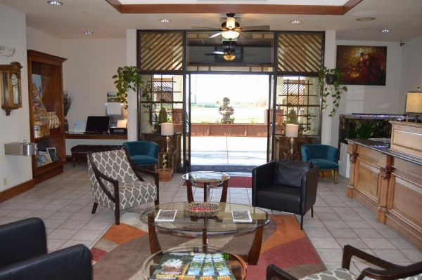 Ramada by Wyndham Arcata image 23